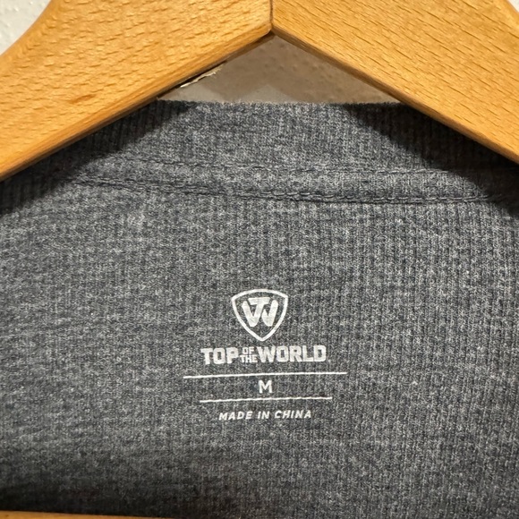 Iowa State University Cyclones Shirt - Size Medium - Picture 2 of 4